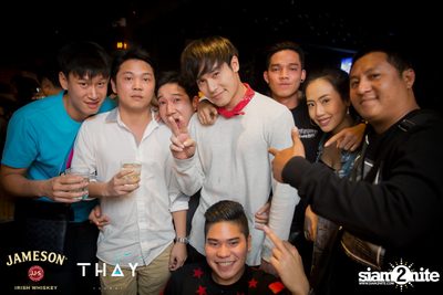 Before Valentines กับ UrboyTJ x Bowkylion ที่ เท เอกมัย — photo 72