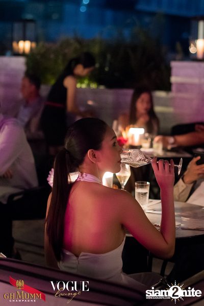 Valentine's Dinner at VOGUE Lounge — photo 41