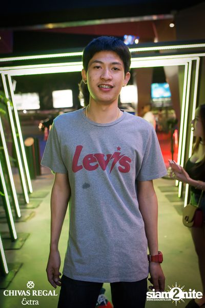 Ae Jirakorn ที่ ดิฟเฟอร์ ผับ พัทยา — photo 13