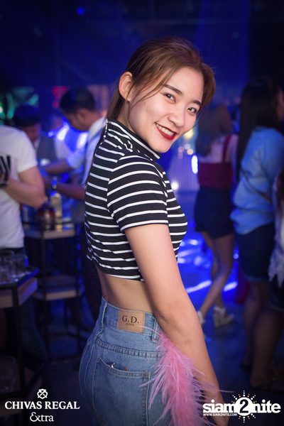 Ae Jirakorn ที่ ดิฟเฟอร์ ผับ พัทยา — photo 38