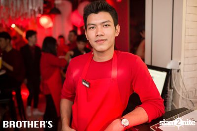 Ka Kee Nung Dance Party ที่ ที่ บราเธอร์ บาร์ แอนด์ เรสเตอร์รองท์ — photo 49
