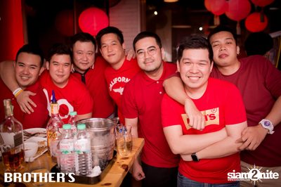 Ka Kee Nung Dance Party ที่ ที่ บราเธอร์ บาร์ แอนด์ เรสเตอร์รองท์ — photo 84
