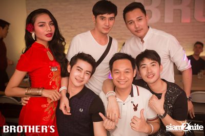Ka Kee Nung Dance Party ที่ ที่ บราเธอร์ บาร์ แอนด์ เรสเตอร์รองท์ — photo 86