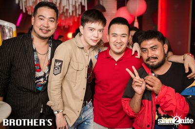 Ka Kee Nung Dance Party ที่ ที่ บราเธอร์ บาร์ แอนด์ เรสเตอร์รองท์ — photo 97