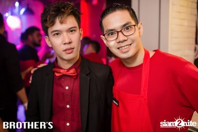 Ka Kee Nung Dance Party ที่ ที่ บราเธอร์ บาร์ แอนด์ เรสเตอร์รองท์ — photo 101