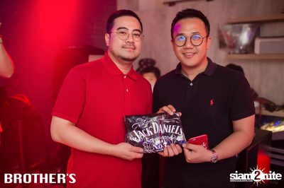 Ka Kee Nung Dance Party ที่ ที่ บราเธอร์ บาร์ แอนด์ เรสเตอร์รองท์ — photo 103