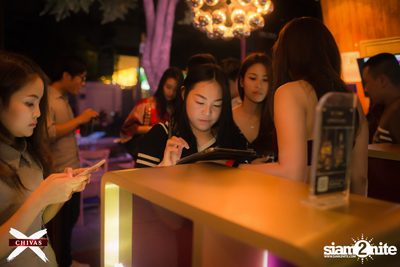 Mild x Wan at Maldives Bar Mengjai — photo 28
