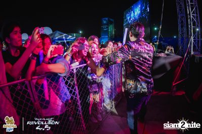 Singha Light: Blue Planet Revolution 4.5 at Chatuchak Market Chonburi — photo 360