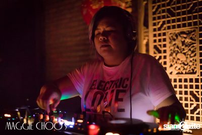 Corset Cabaret: Ladies & Cabaret Night ที่ แม็กกี้ ชูส์ — photo 79