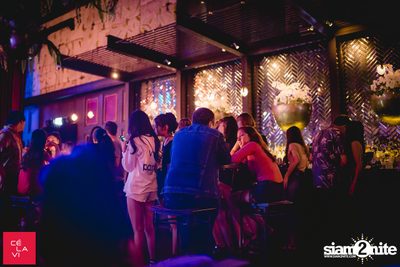 DJ Pump x Crush Wednesdays ที่ เซ ลา วี — photo 18