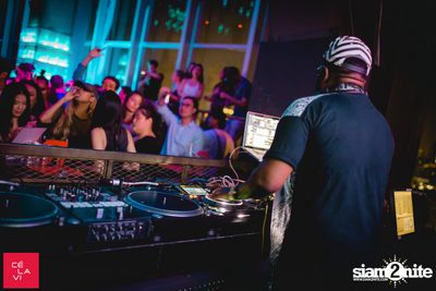 DJ Pump x Crush Wednesdays ที่ เซ ลา วี — photo 72
