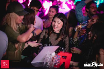 DJ Pump x Crush Wednesdays ที่ เซ ลา วี — photo 73