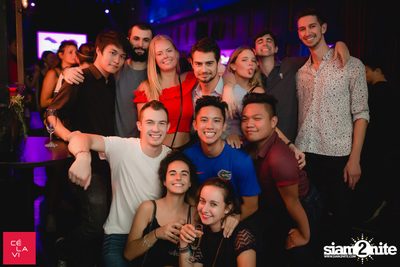 DJ Pump x Crush Wednesdays ที่ เซ ลา วี — photo 95