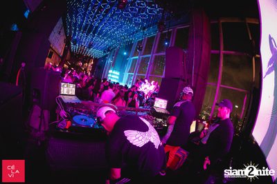 DJ Pump x Crush Wednesdays ที่ เซ ลา วี — photo 105