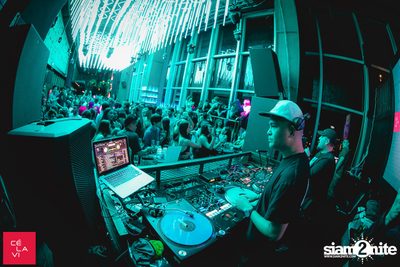DJ Pump x Crush Wednesdays ที่ เซ ลา วี — photo 109