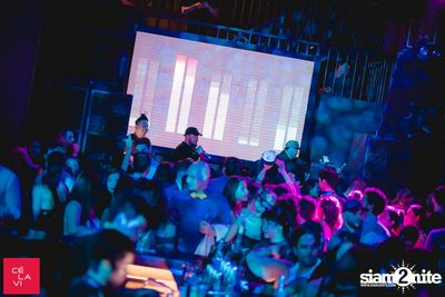 DJ Pump x Crush Wednesdays ที่ เซ ลา วี — photo 117