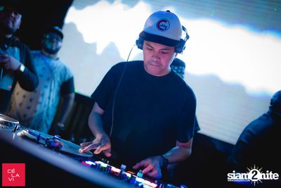DJ Pump x Crush Wednesdays ที่ เซ ลา วี — photo 120