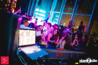 DJ Pump x Crush Wednesdays ที่ เซ ลา วี — photo 138