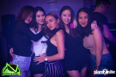 DZ002 | Dropzone Festival Pre-Party at VIOLETT — photo 29