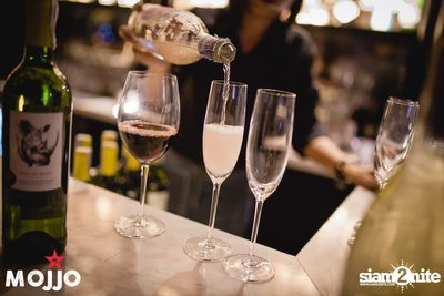 Latino Fiesta Night ที่ โมโจ เลานจ์ บาร์ — photo 14