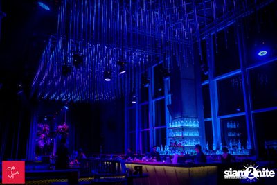 Supersonic MadStash กับ DJ Groove ที่ เซ ลา วี — photo 5