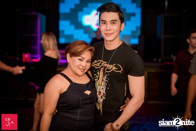 Supersonic MadStash กับ DJ Groove ที่ เซ ลา วี — photo 10