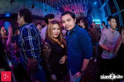 Supersonic MadStash กับ DJ Groove ที่ เซ ลา วี — photo 60