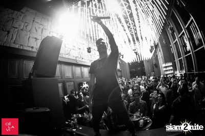 Supersonic MadStash กับ DJ Groove ที่ เซ ลา วี — photo 67