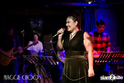 Corset Cabaret: Ladies & Cabaret Night ที่ แม็กกี้ ชูส์ — photo 4
