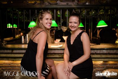 Corset Cabaret: Ladies & Cabaret Night ที่ แม็กกี้ ชูส์ — photo 6