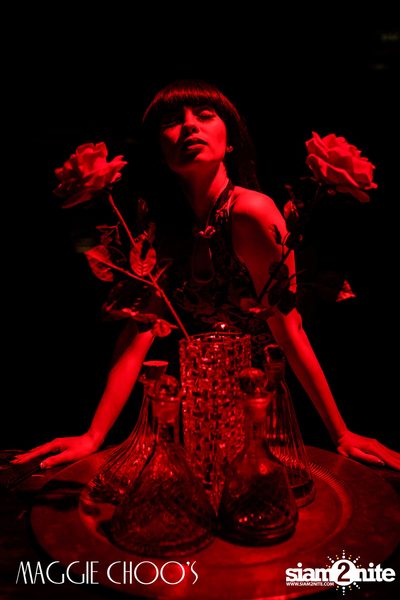 Corset Cabaret: Ladies & Cabaret Night ที่ แม็กกี้ ชูส์ — photo 15