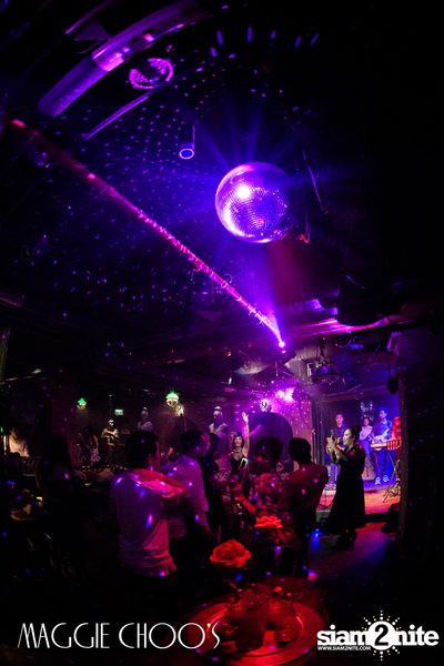 Corset Cabaret: Ladies & Cabaret Night ที่ แม็กกี้ ชูส์ — photo 38