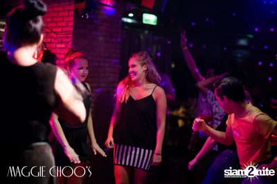 Corset Cabaret: Ladies & Cabaret Night ที่ แม็กกี้ ชูส์ — photo 69