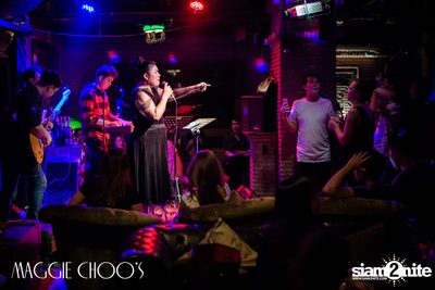 Corset Cabaret: Ladies & Cabaret Night ที่ แม็กกี้ ชูส์ — photo 81