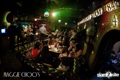 Corset Cabaret: Ladies & Cabaret Night ที่ แม็กกี้ ชูส์ — photo 88