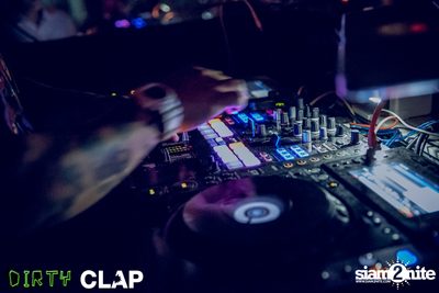 Dirty Bar presents Y2K Party | Demo Thonglor — photo 31