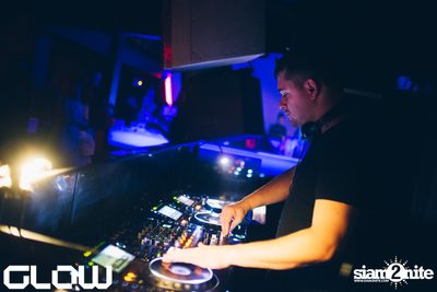 Florian Meindl & Aardy at Glow — photo 23