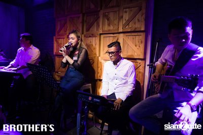 งาน Brother's Bar and Restaurant 3rd Anniversary — photo 93