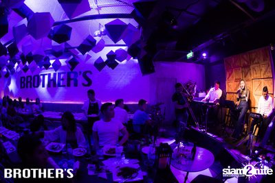 งาน Brother's Bar and Restaurant 3rd Anniversary — photo 119