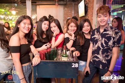 11th Anniversary Neon Party ที่ ลิซึ่ม คาเฟ่ (อัลบั้มที่ 2) — photo 17