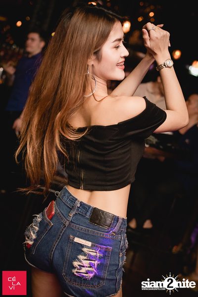 Crush Wednesdays ที่ เซ ลา วี — photo 140
