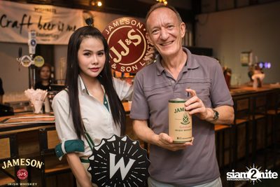Jameson & Beer ที่ วิชเบียร์ โฮม บาร์ — photo 7