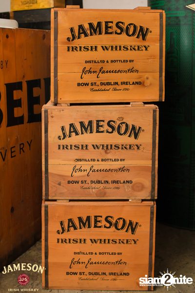 Jameson & Beer ที่ วิชเบียร์ โฮม บาร์ — photo 18