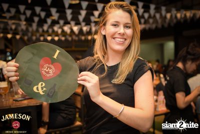 Jameson & Beer ที่ วิชเบียร์ โฮม บาร์ — photo 28