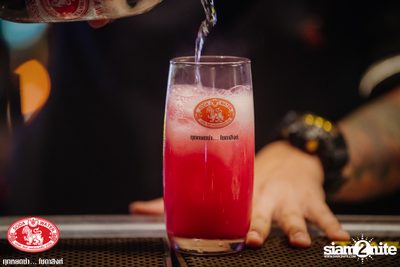 Za Day by Soda Singha: Lipta ที่ เดอะ พับบลิค — photo 28