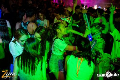 Zync Rangsit นำเสนอ โคตรแฉะ (อัลบั้มที่ 1) — photo 6