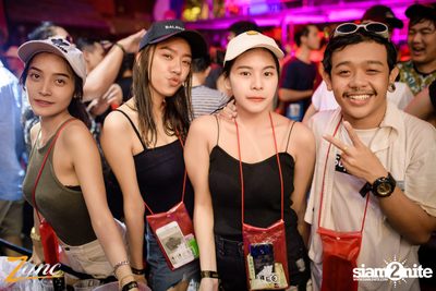 Zync Rangsit นำเสนอ โคตรแฉะ (อัลบั้มที่ 1) — photo 38