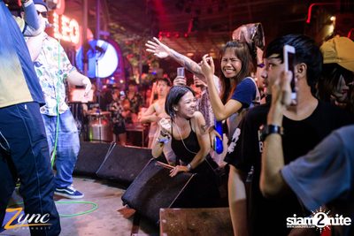 Zync Rangsit นำเสนอ โคตรแฉะ (อัลบั้มที่ 1) — photo 112