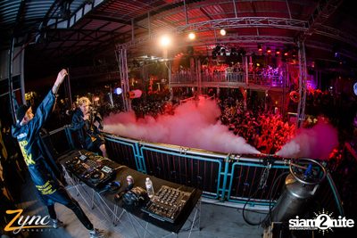 Zync Rangsit นำเสนอ โคตรแฉะ (อัลบั้มที่ 1) — photo 172
