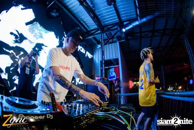 Zync Rangsit นำเสนอ โคตรแฉะ (อัลบั้มที่ 1) — photo 184